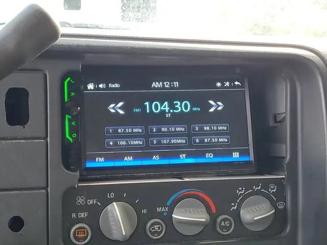 1997 Chevrolet Suburban Base