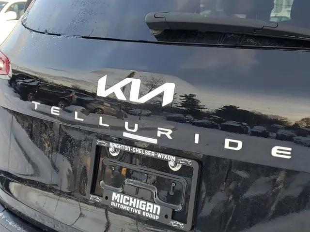 2023 Kia Telluride LX