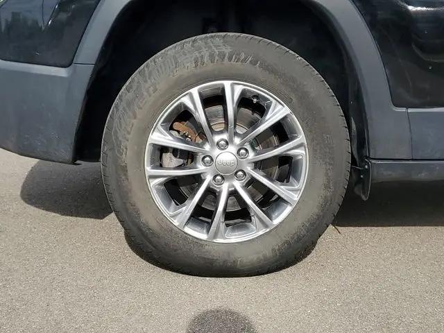2019 Jeep Cherokee Latitude Plus 4x4