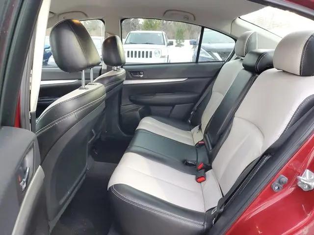 2010 Subaru Legacy 2.5i Premium