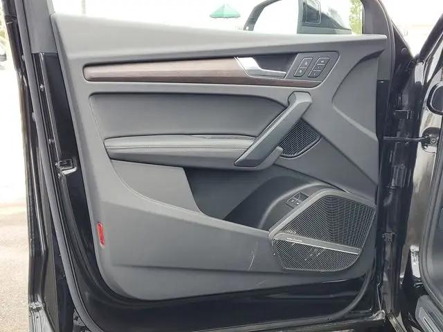 2025 Audi Q5 Premium Plus 55 TFSI e S line quattro S tronic