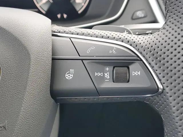 2025 Audi Q5 Premium Plus 55 TFSI e S line quattro S tronic