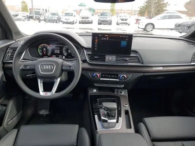 2025 Audi Q5 Premium Plus 55 TFSI e S line quattro S tronic