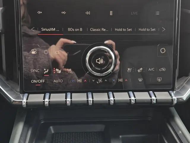 2026 GMC Acadia AT4 AWD