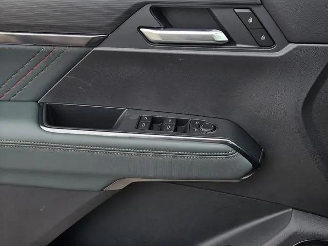 2026 GMC Acadia AT4 AWD