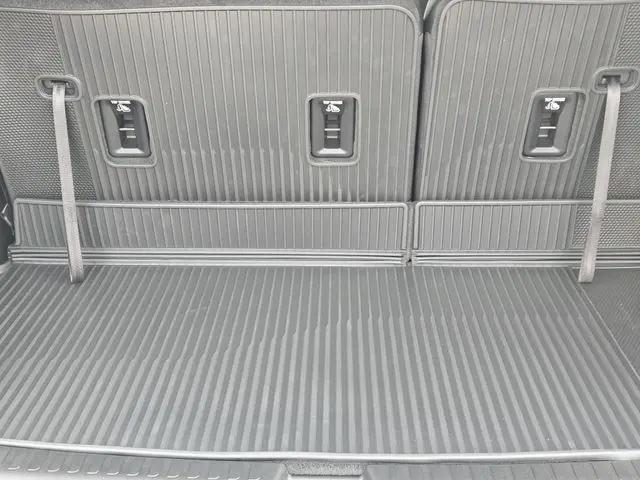 2026 GMC Acadia AT4 AWD