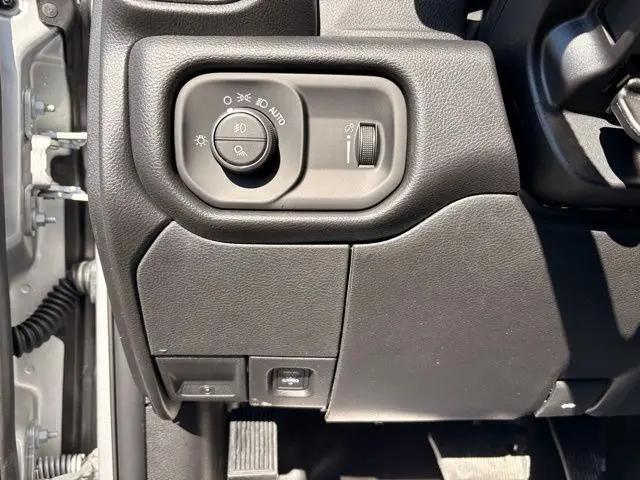 2026 Ram 2500 Tradesman Crew Cab 4x4 6'4" Box