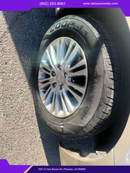 2014 Chrysler Town & Country Touring-L