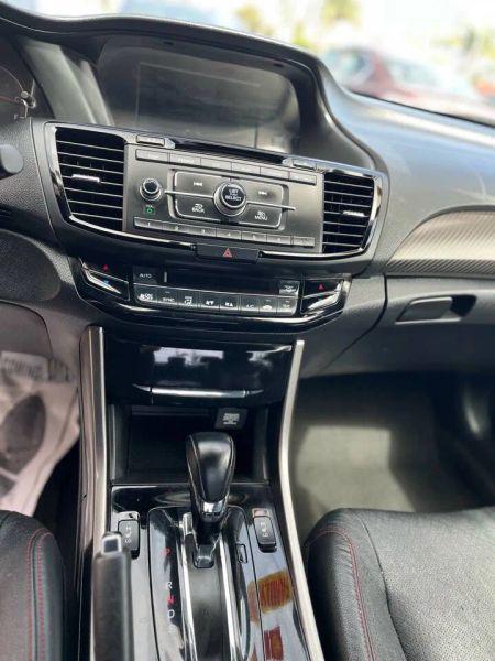 2017 Honda Accord Sport SE