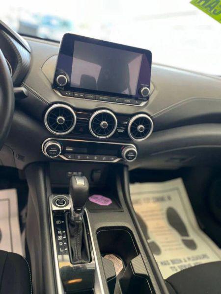 2020 Nissan Sentra SV Xtronic CVT