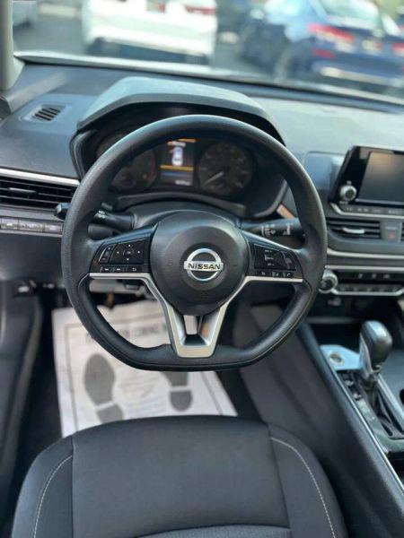 2022 Nissan Altima S FWD