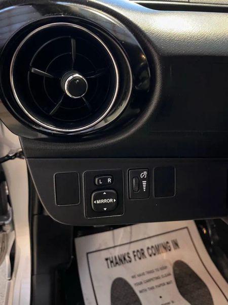2015 Toyota Prius c One