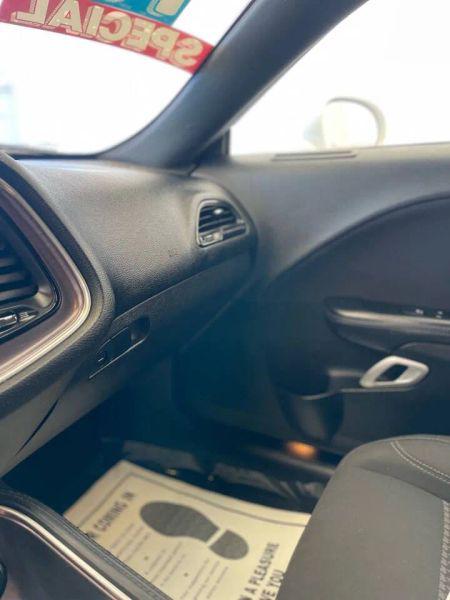 2016 Dodge Challenger SXT