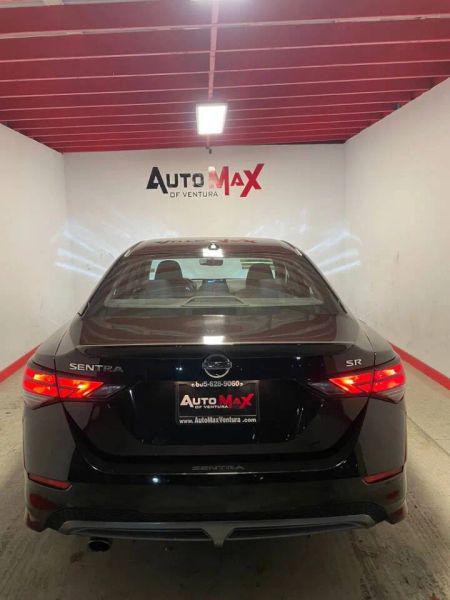 2022 Nissan Sentra SR Xtronic CVT