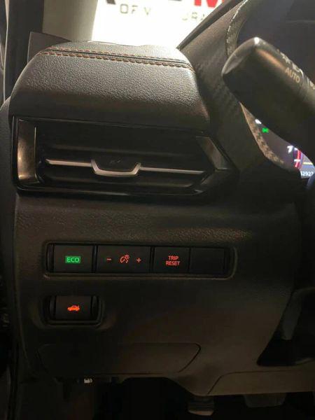 2022 Nissan Sentra SR Xtronic CVT