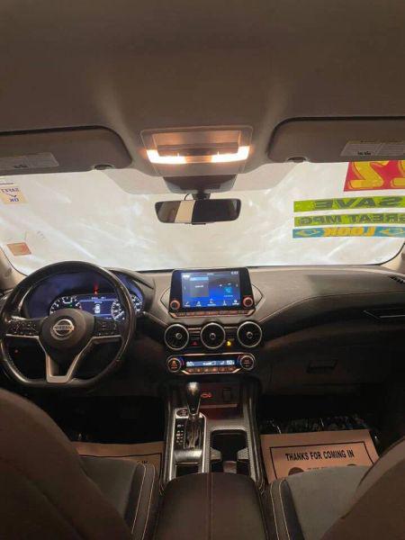 2022 Nissan Sentra SR Xtronic CVT