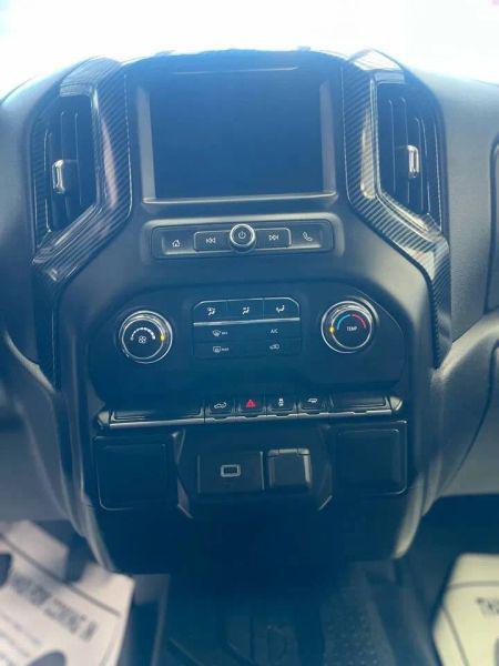 2020 Chevrolet Silverado 1500 2WD Crew Cab Short Bed Custom