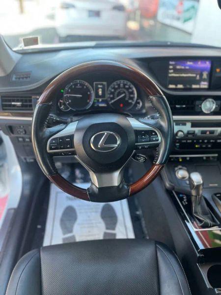2017 Lexus ES 350 350