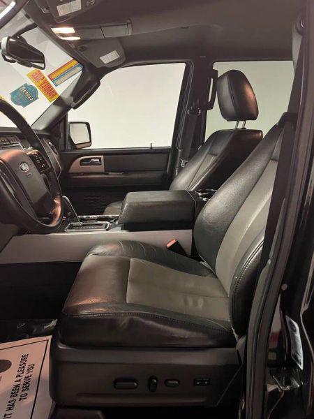 2011 Ford Expedition XLT