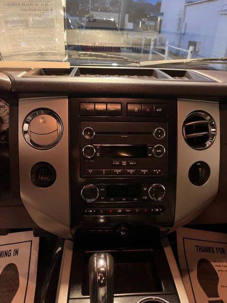 2011 Ford Expedition XLT