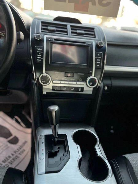 2014 Toyota Camry SE