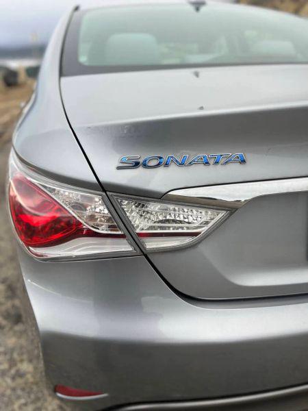 2015 Hyundai Sonata Hybrid Base