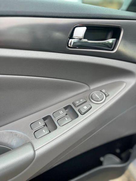 2015 Hyundai Sonata Hybrid Base