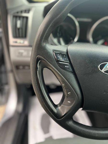 2015 Hyundai Sonata Hybrid Base