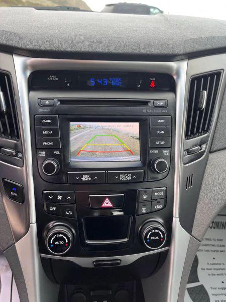 2015 Hyundai Sonata Hybrid Base