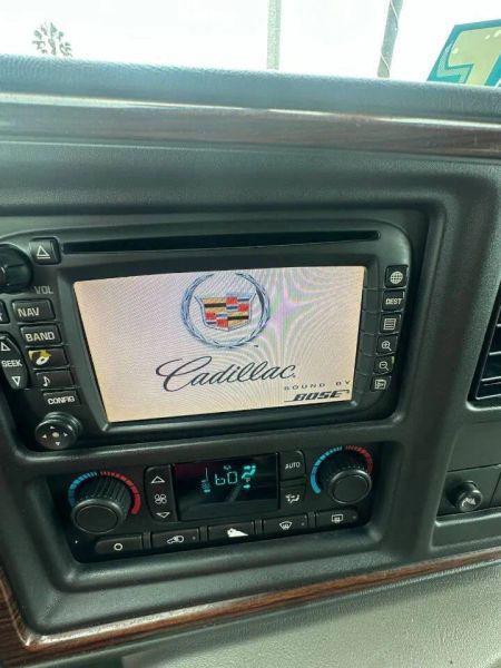 2004 Cadillac Escalade ESV Standard