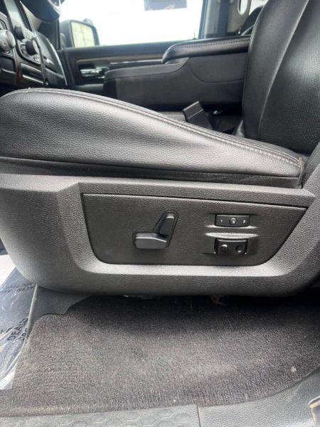2017 Ram 1500 Laramie Quad Cab 4x2 6'4" Box