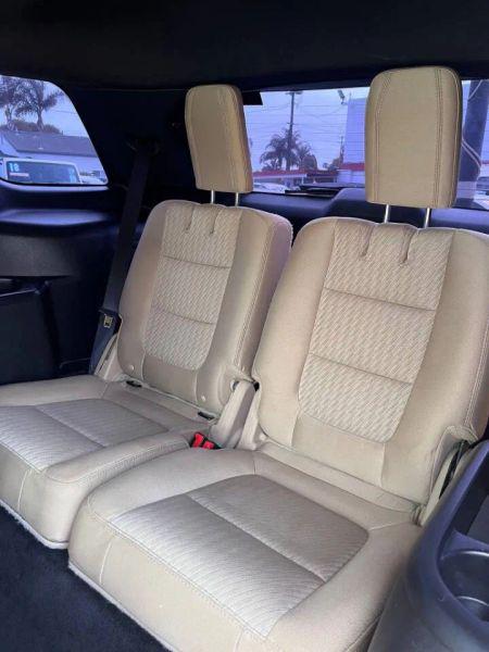 2017 Ford Explorer Base