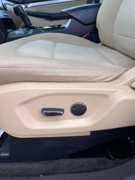 2017 Ford Explorer Base
