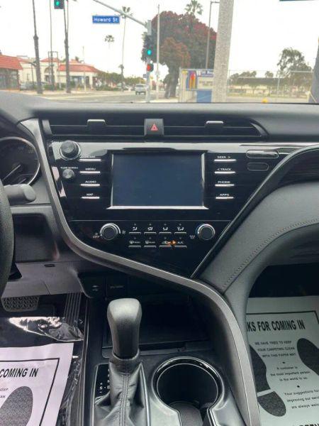 2019 Toyota Camry LE