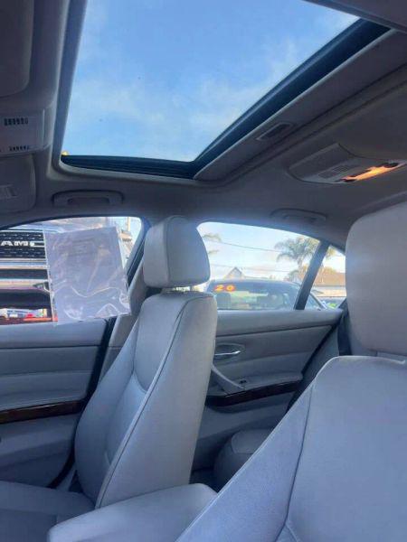 2006 BMW 325i 325i