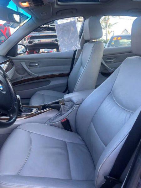 2006 BMW 325i 325i