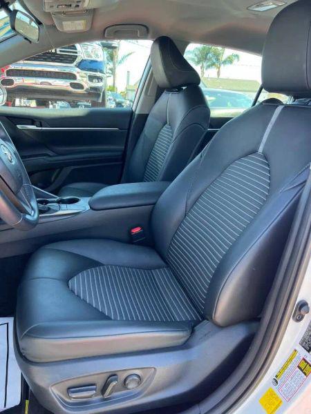 2023 Toyota Camry SE