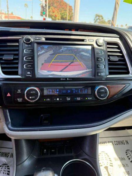 2015 Toyota Highlander Limited Platinum V6