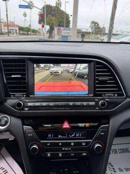 2018 Hyundai Elantra Sport