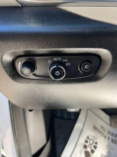 2020 Chevrolet Traverse FWD LT Cloth