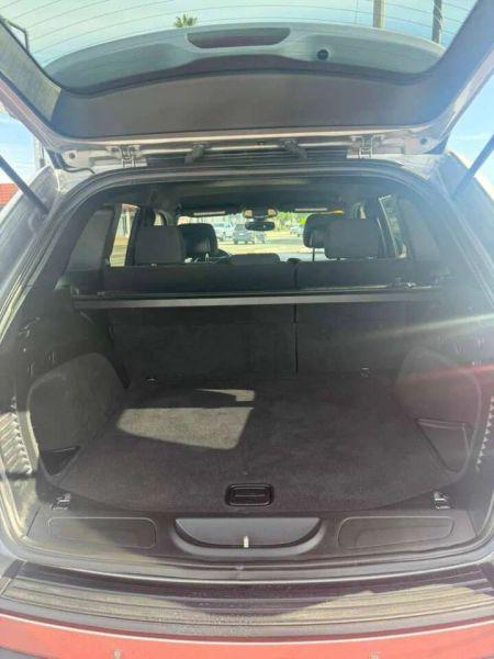 2017 Jeep Grand Cherokee Laredo 4x2