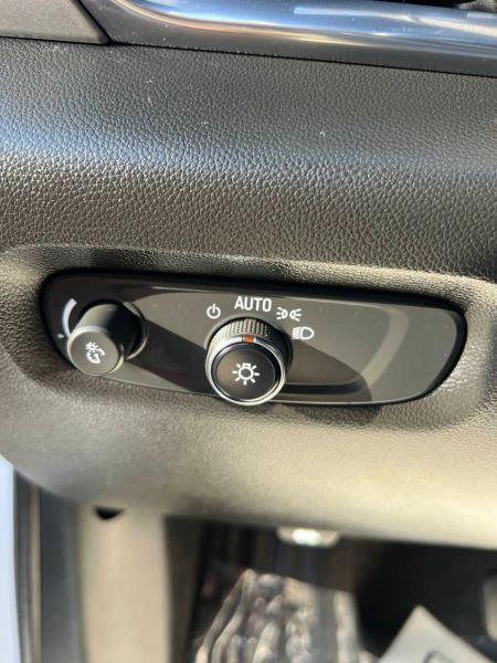 2022 Chevrolet Traverse FWD LS