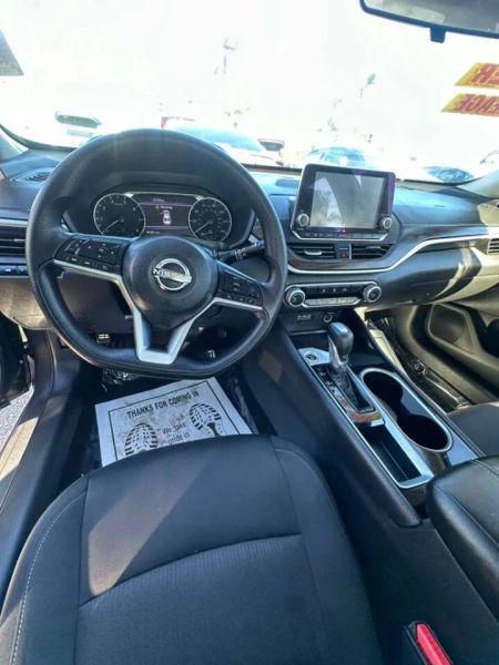 2024 Nissan Altima SV FWD