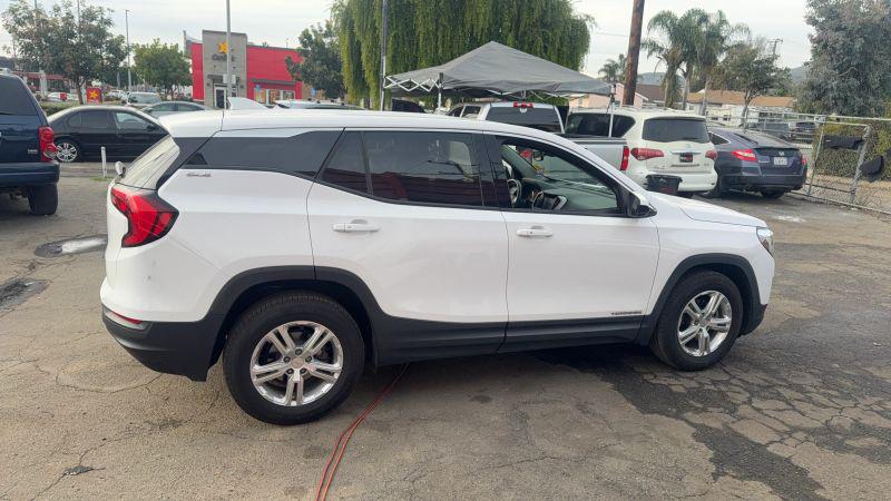 2020 GMC Terrain FWD SLE
