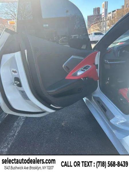 2022 Chevrolet Corvette Stingray RWD Convertible 2LT