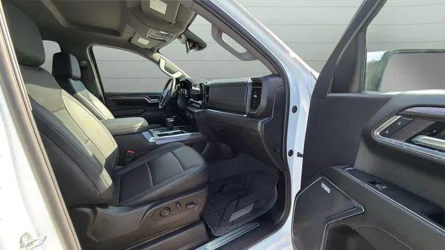 2024 Chevrolet Silverado 1500 4WD Crew Cab Short Bed LTZ