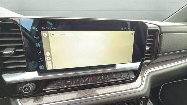 2023 Chevrolet Silverado 1500 4WD Crew Cab Short Bed LTZ