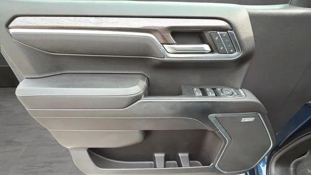 2023 Chevrolet Silverado 1500 4WD Crew Cab Short Bed LTZ