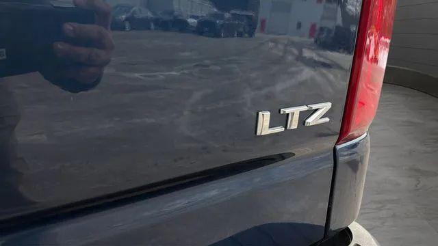2023 Chevrolet Silverado 1500 4WD Crew Cab Short Bed LTZ