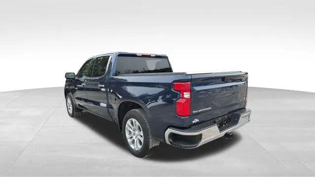 2023 Chevrolet Silverado 1500 4WD Crew Cab Short Bed LTZ